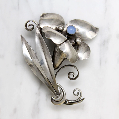 Brooch: A Timeless Piece of History and Style