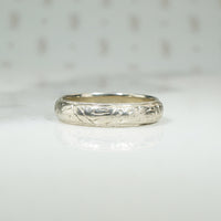 Engraved 1930s Wedding Band