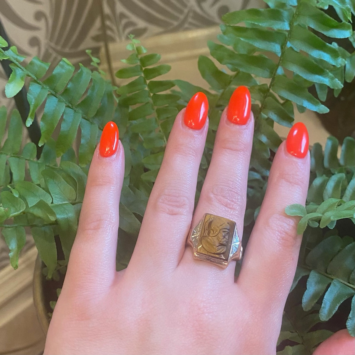 Tigers Eye Soldier Cameo Gold Ring