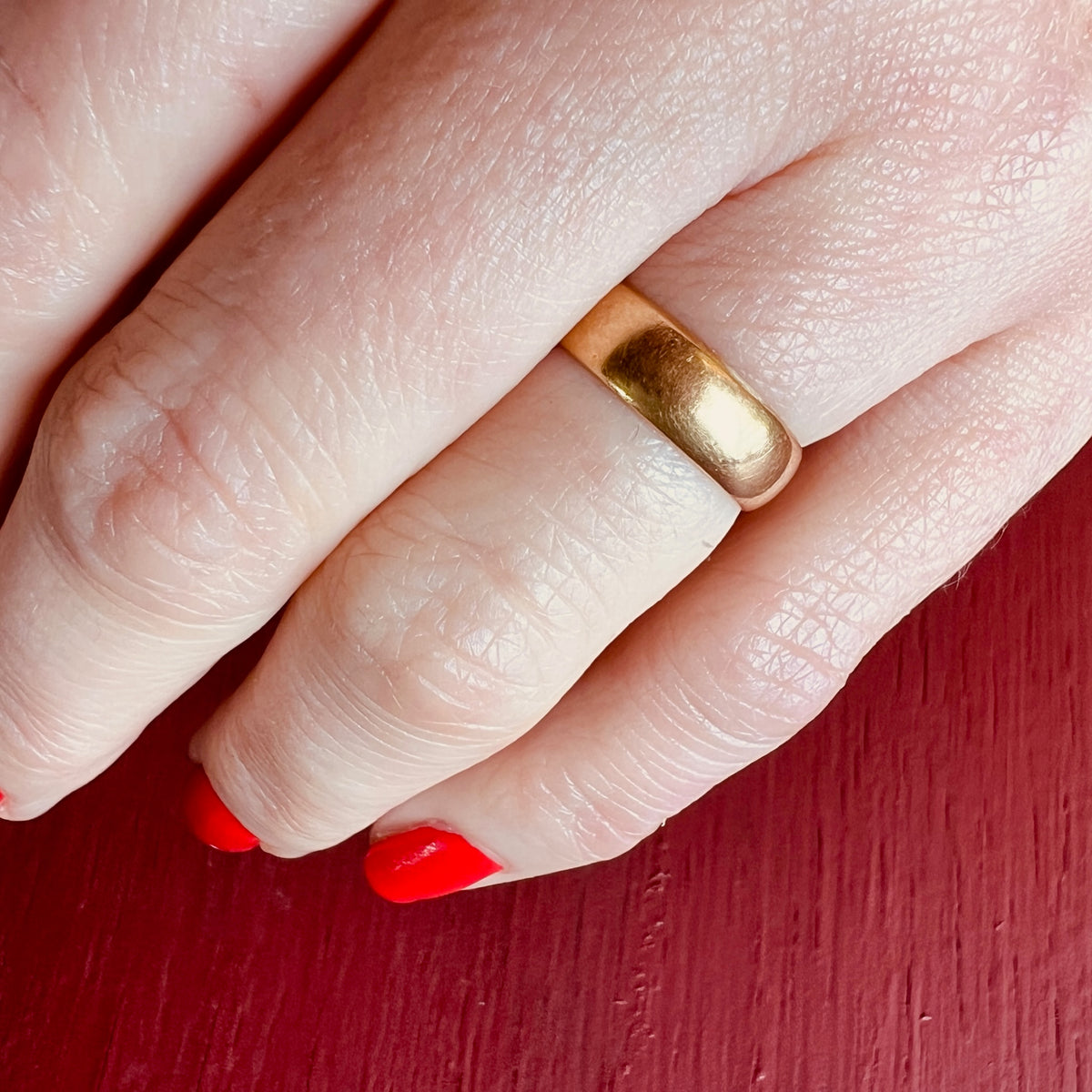 Buttery Little 18ct English Gold Wedding Band