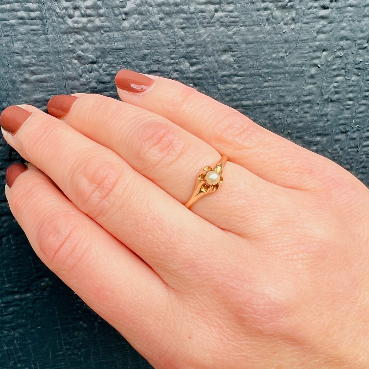 Victorian Pearl Solitaire in Shapely Gold Belcher Setting