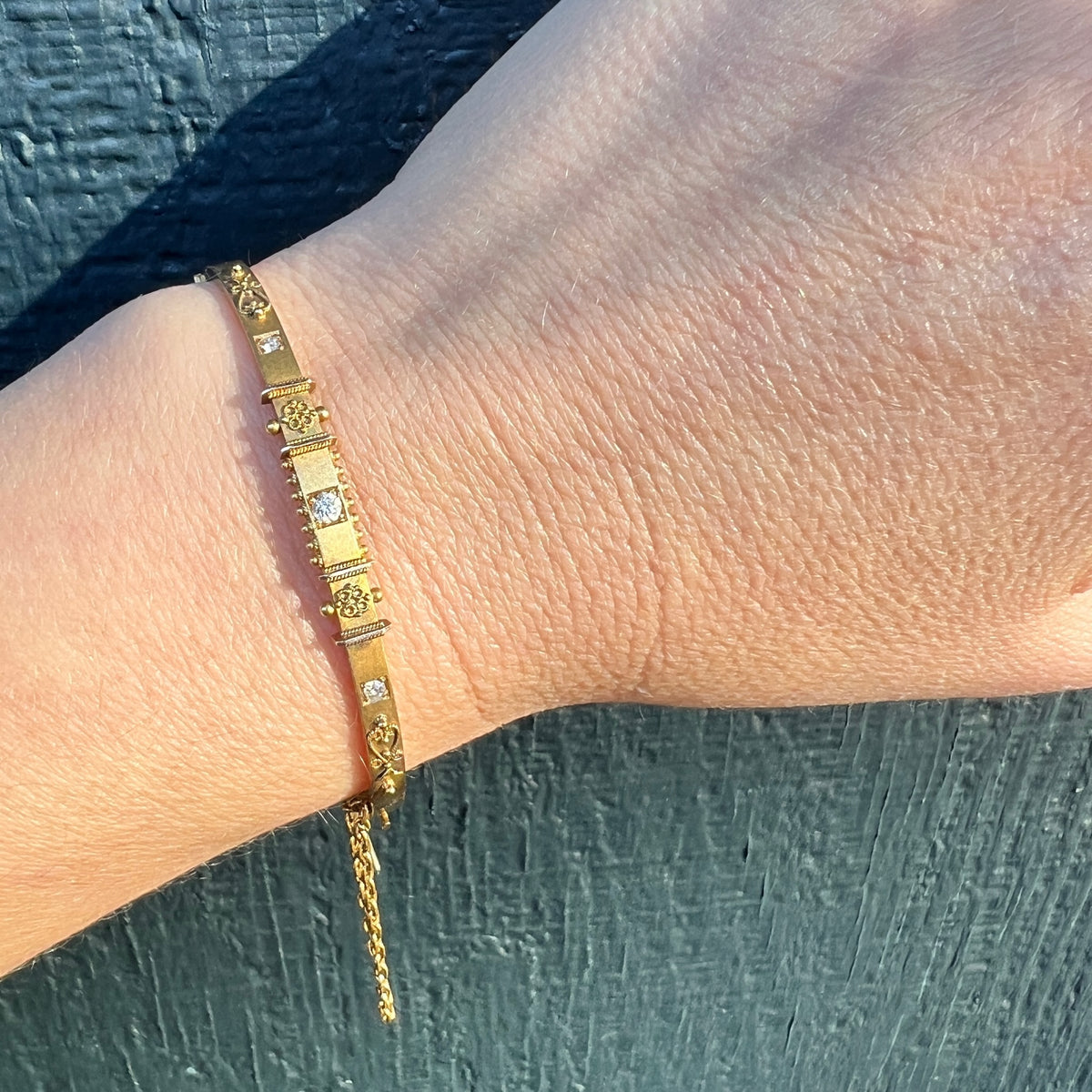 Grand Period 15ct Gold Bangle with Diamonds