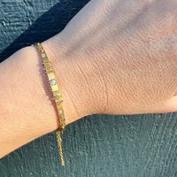 Grand Period 15ct Gold Bangle with Diamonds