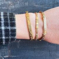 Enchanting Victorian 9ct Etruscan Revival Bangle