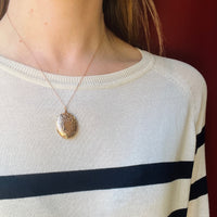 Engaging Engraved 9ct Rosy Gold Locket