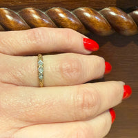 Romantic Deco Details Two-Tone Diamond Band