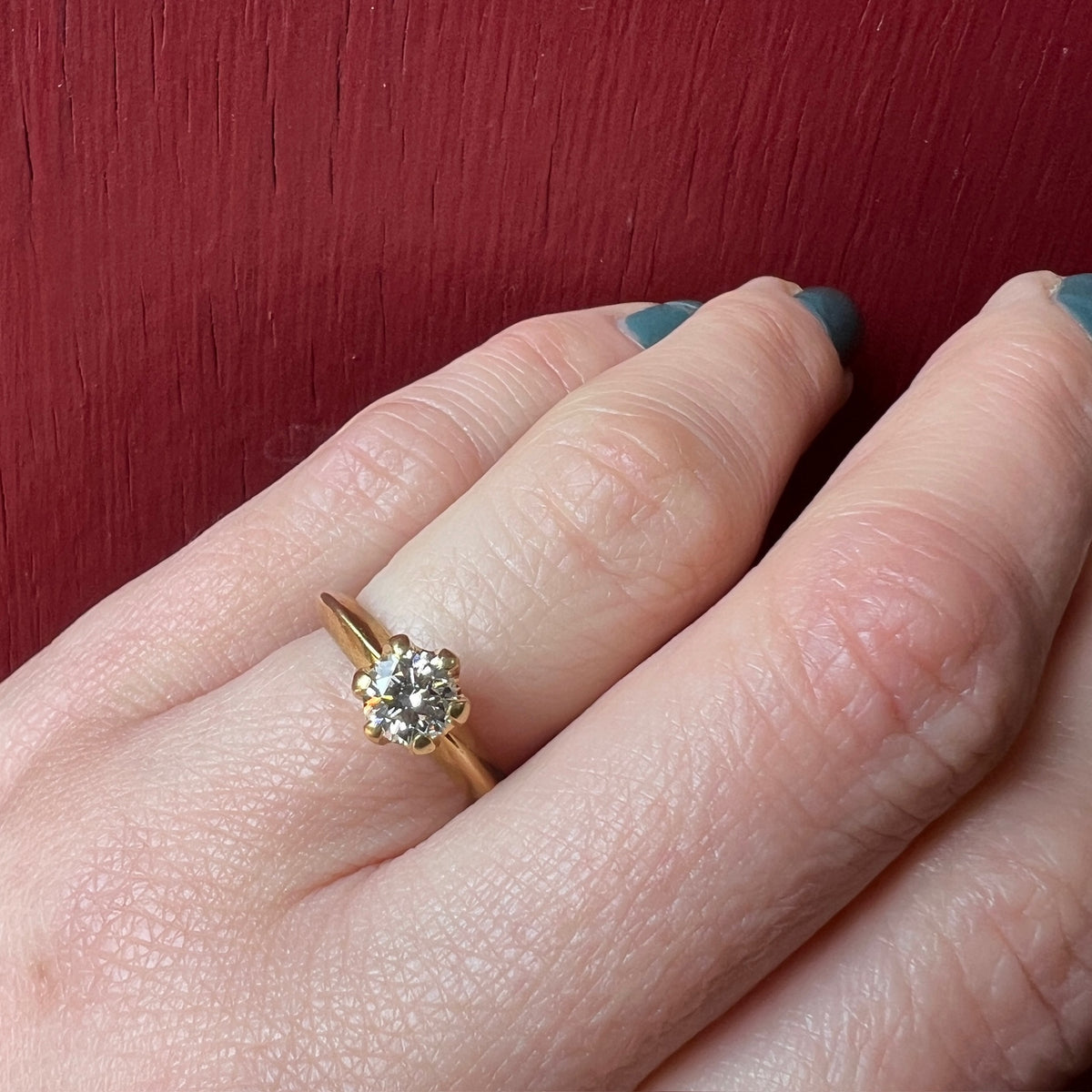 Gorgeous 18k Solitaire Wedding Set