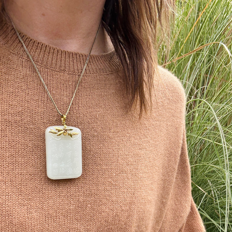 Stone & Gold Pendant Carved with Scholar