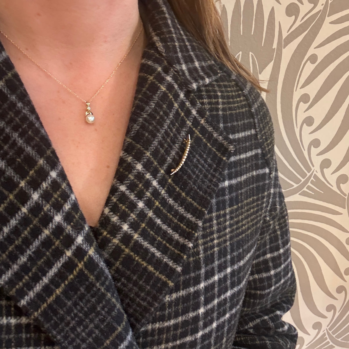 Graceful Pearl-Set Gold Crescent Moon Brooch
