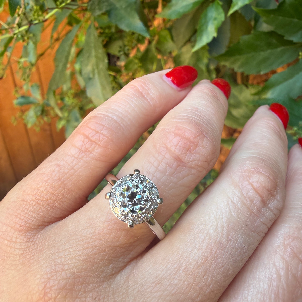 Sparkling Platinum OEC Diamond Solitaire