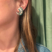 Romantic Hollycraft Necklace & Earring Set