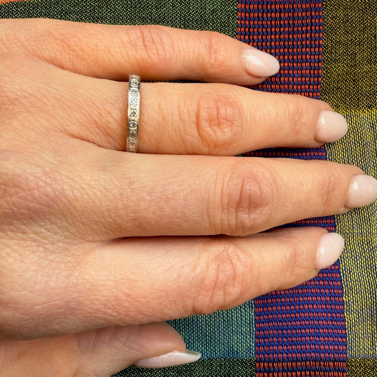 English Deco 18ct Gold & Platinum Diamond Band