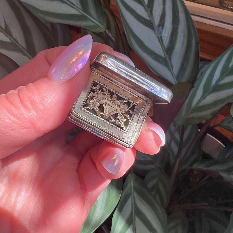 Exquisite Georgian Sterling Silver Vinaigrette