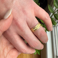 Stylish NOS 14k Gold Geometric Bright Cut Band