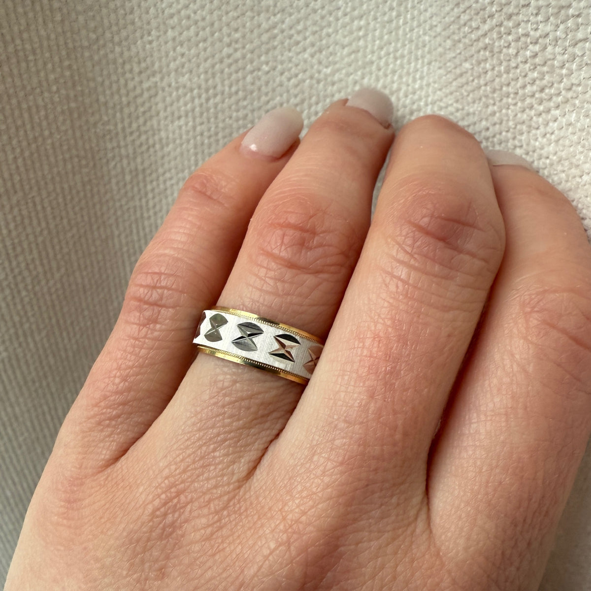 Two-Tone Gold NOS Geometric Bright Cut Band