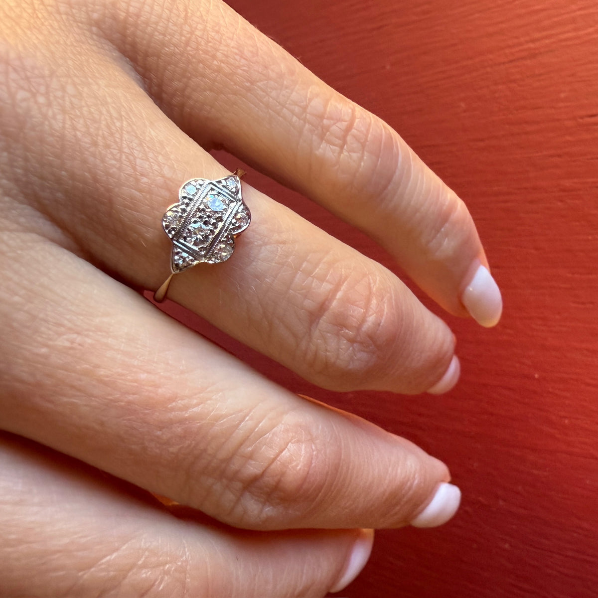 Charming English 18ct Gold & Platinum Diamond Ring