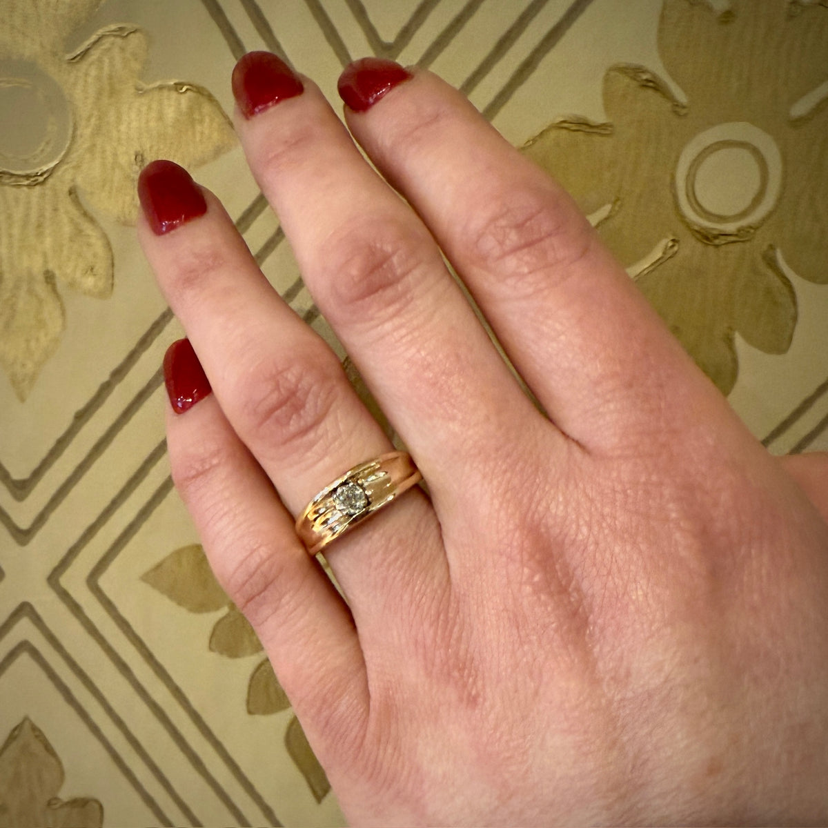 Antique Grooved Gold Band with Old Mine Cut Diamond Engagement Ring