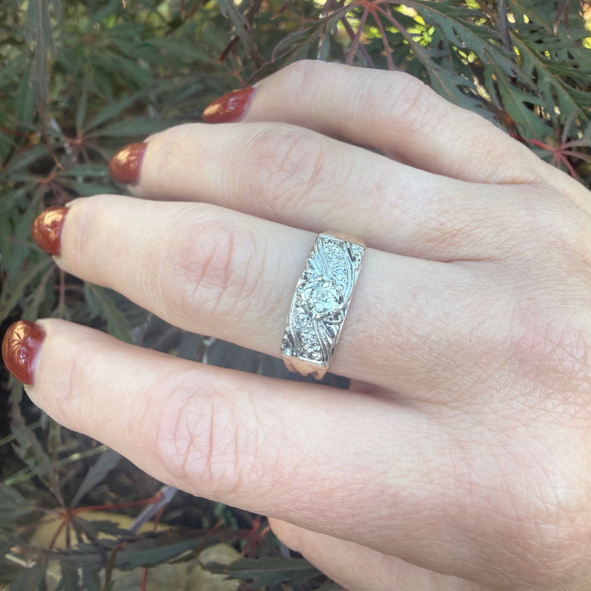 Wide Two-Tone Retro Band with Old Mine Diamond