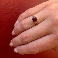 Art Deco Garnet & Yellow Gold Filigree Solitaire Ring