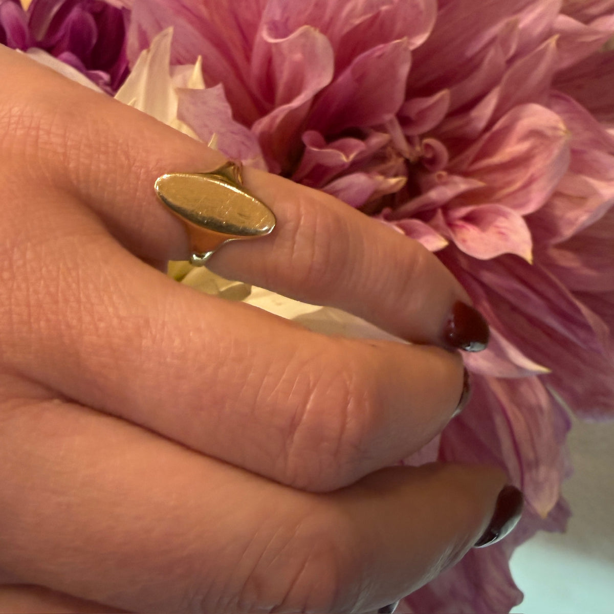 Adorable Size 3.25 14k Gold Signet Ring