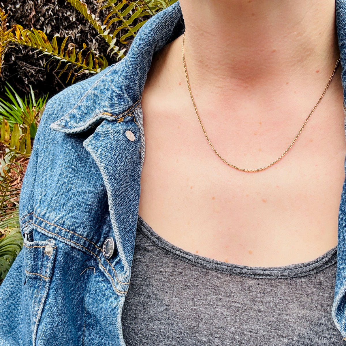 Versatile 18" 14k Gold Vintage Cable Chain