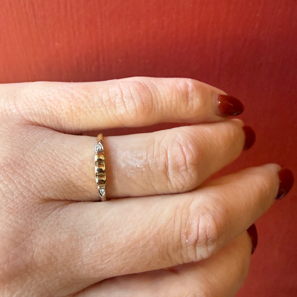 Chic Two-Tone Gold & Diamond Retro Band