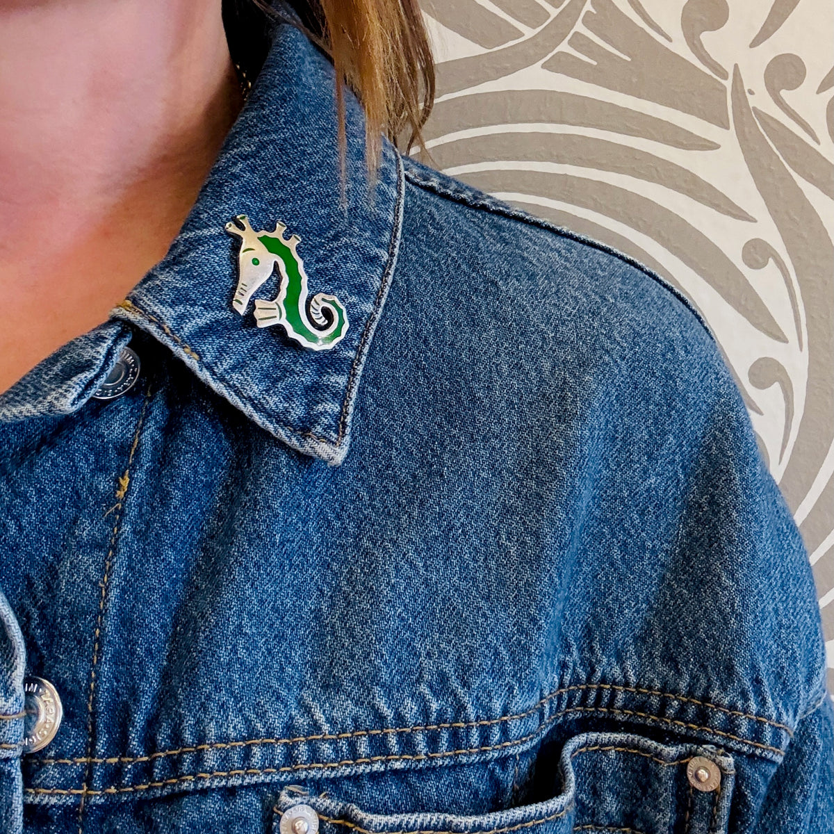 Graphic Sterling & Green Enamel Seahorse Brooch