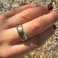 Striking Size 9 14k Gold Wedding Band