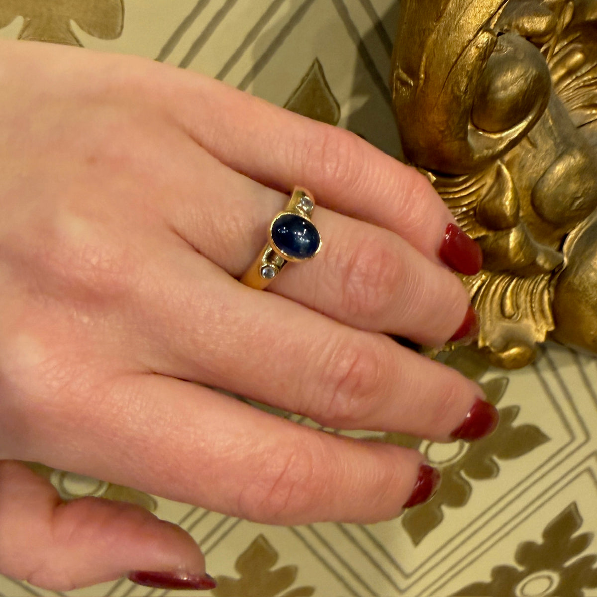 Cabochon Sapphire and Diamond 18k Gold Ring