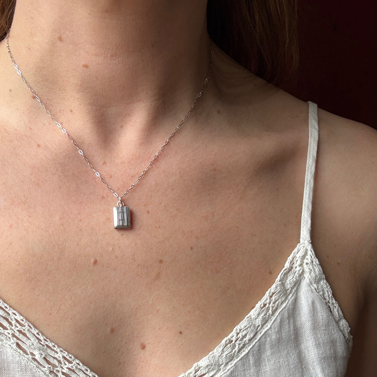 Art Deco Make-Up Compact Charm Necklace