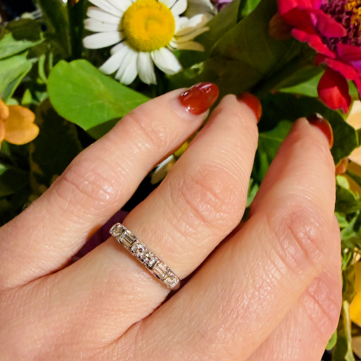 Refined Round & Baguette Diamond Platinum Band