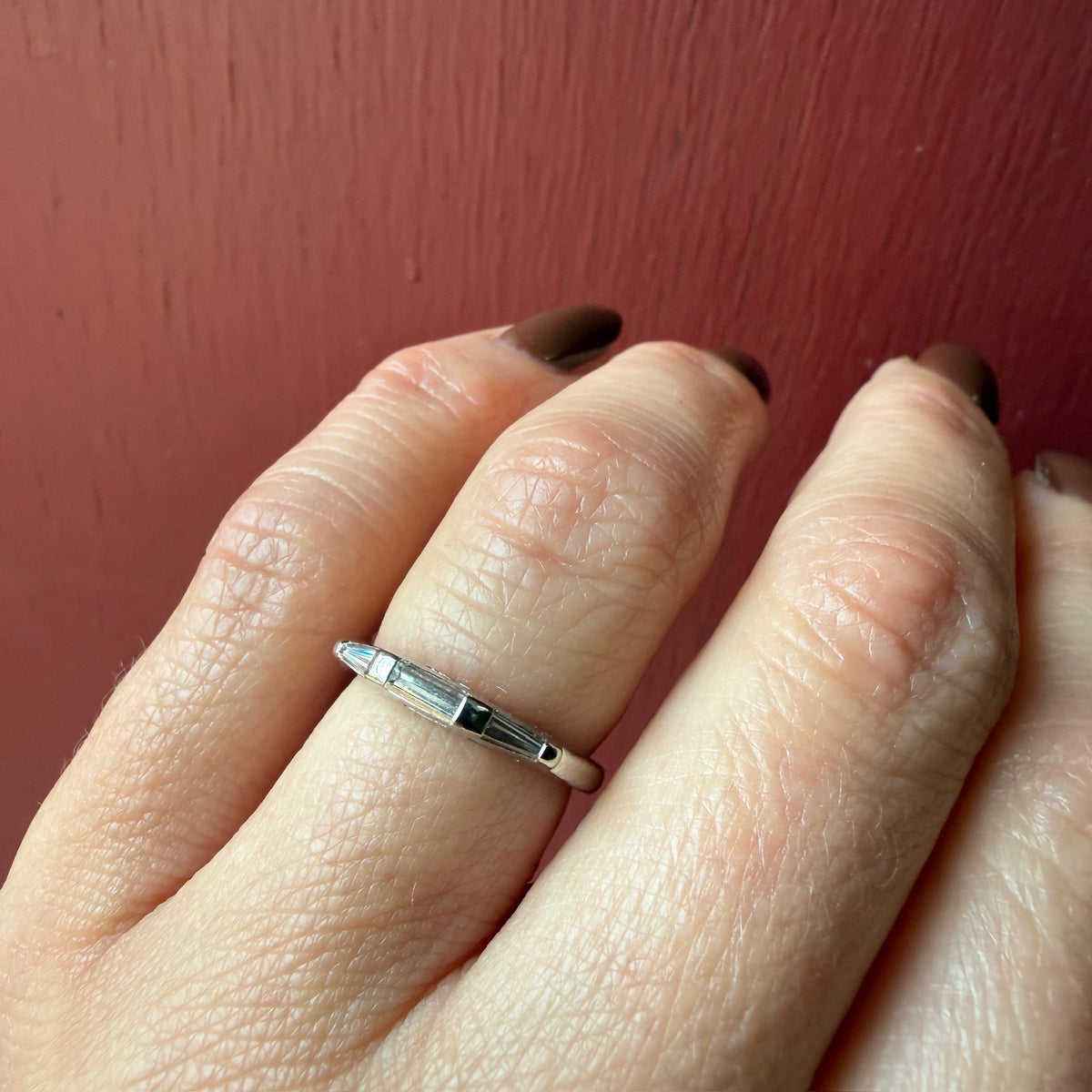 Chic Baguette Diamond & Platinum Wedding Band