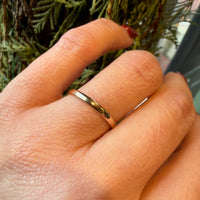 Versatile 14k Gold Vintage Band Size 7.25
