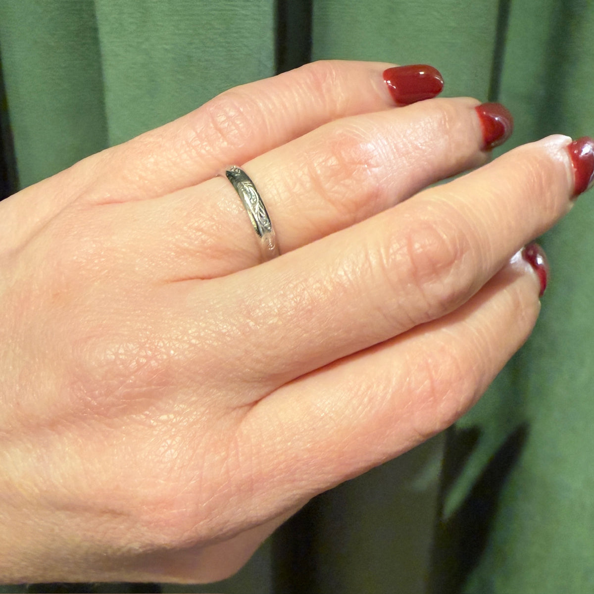 Foliate Flourish Engraved Platinum Band Size 6.5