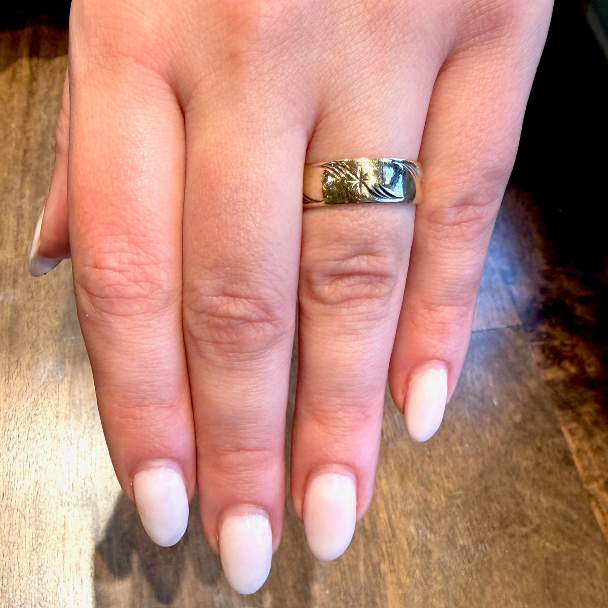 Gold Band Engraved with Stars & Flourishes Size 10.25
