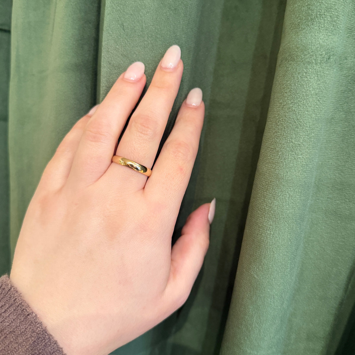 Half Round 10k Gold Band Size 11