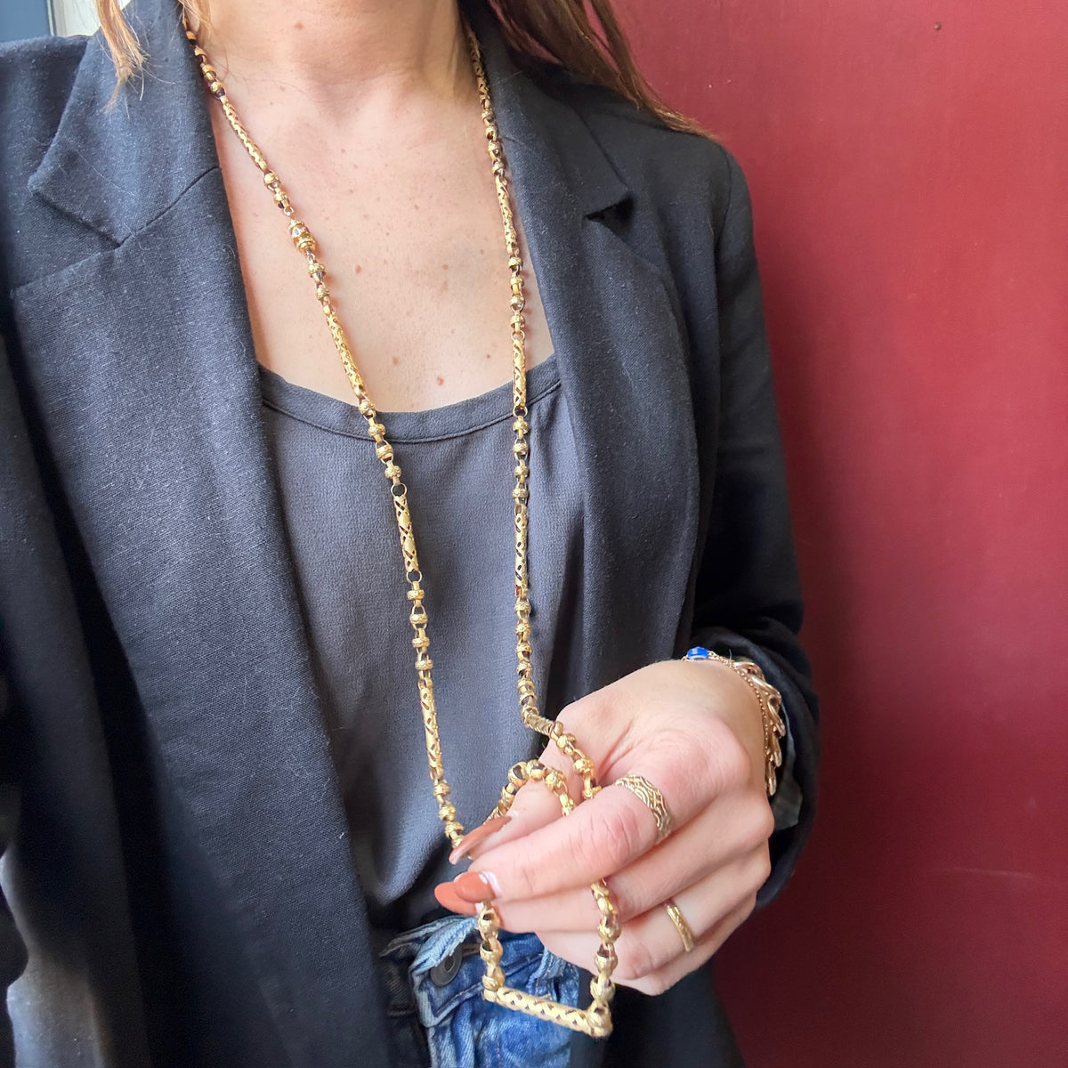 Opulent 18k Gold Chain with Enameled Clasp c.1780