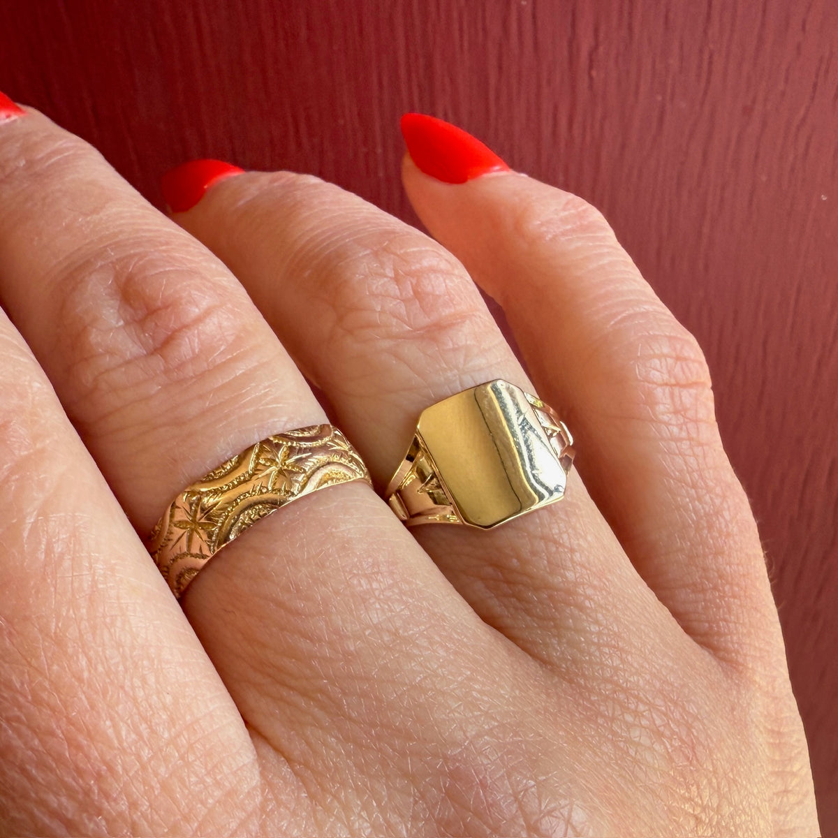 1920s 10k Gold Signet Ring