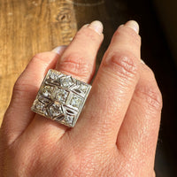 Sparkling Square Art Deco Diamond & White Gold Ring