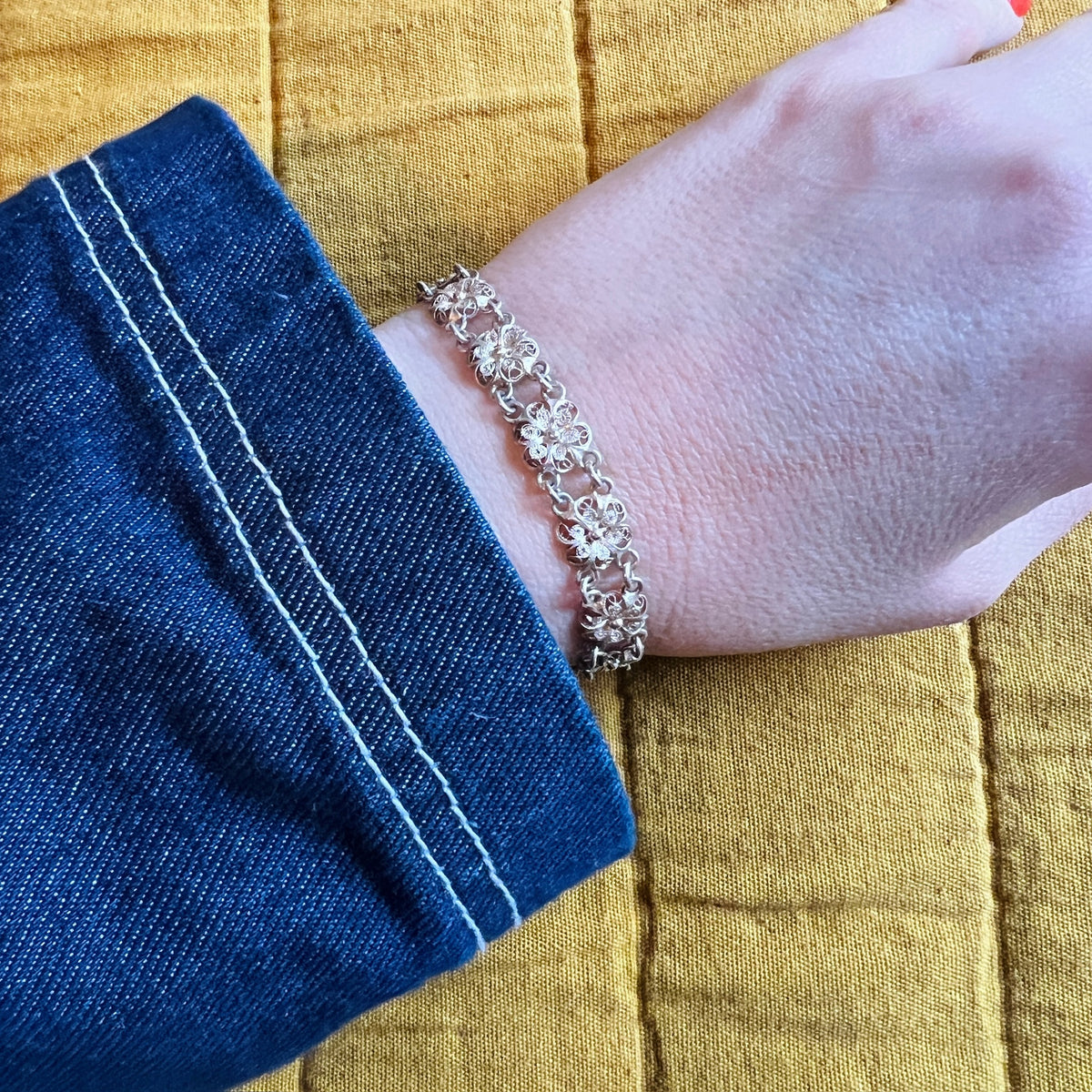 Filigree Flower Silver Line Bracelet