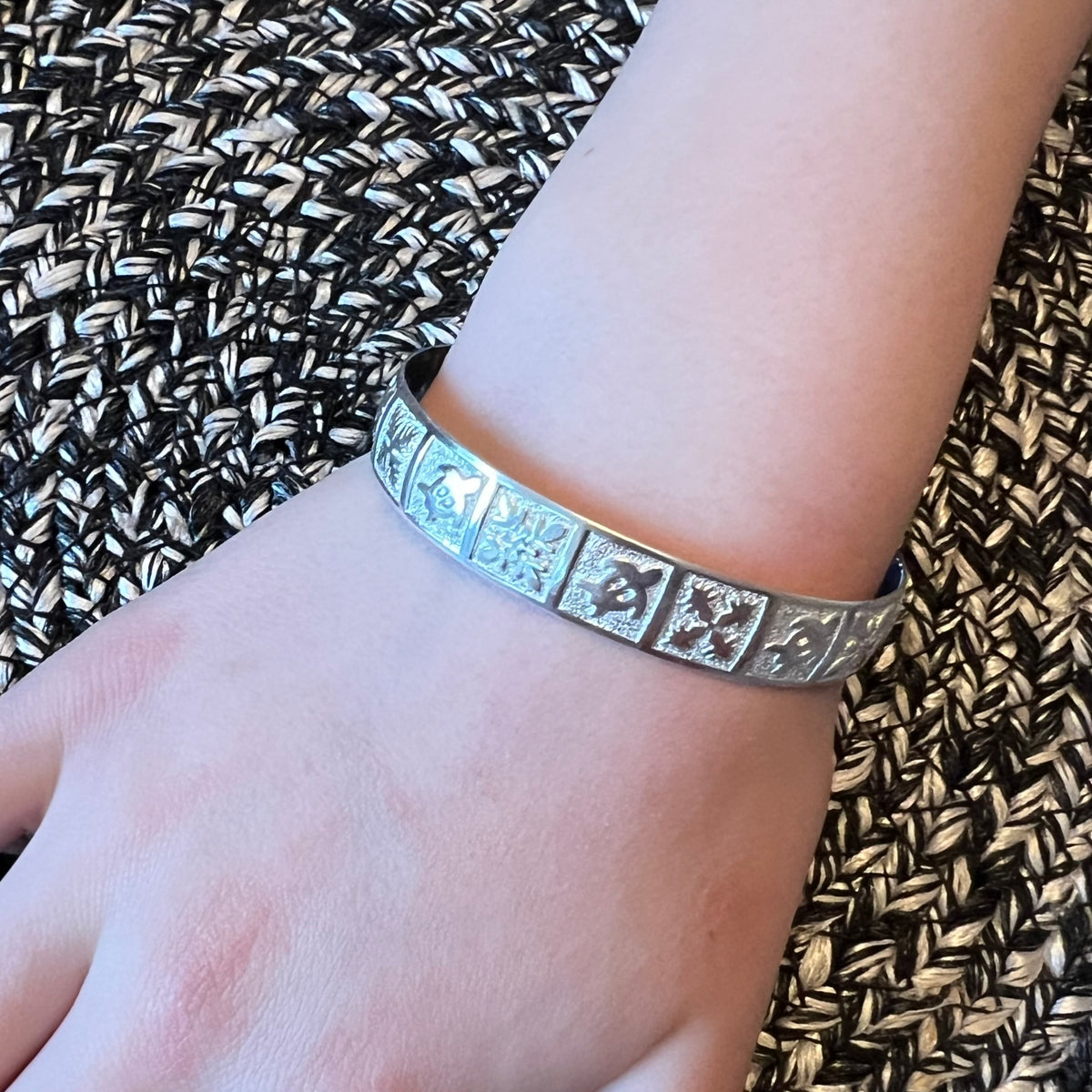 Child's Hawaiian Sterling Bangle with Turtles & Flowers