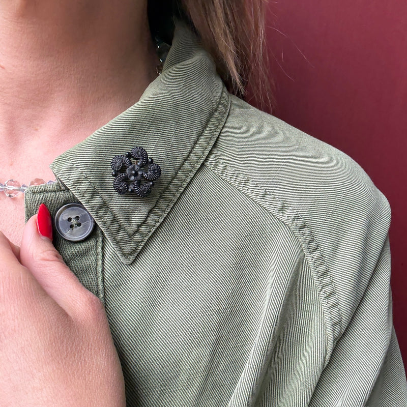 Ferns & Forget Me Nots Black Glass Brooch
