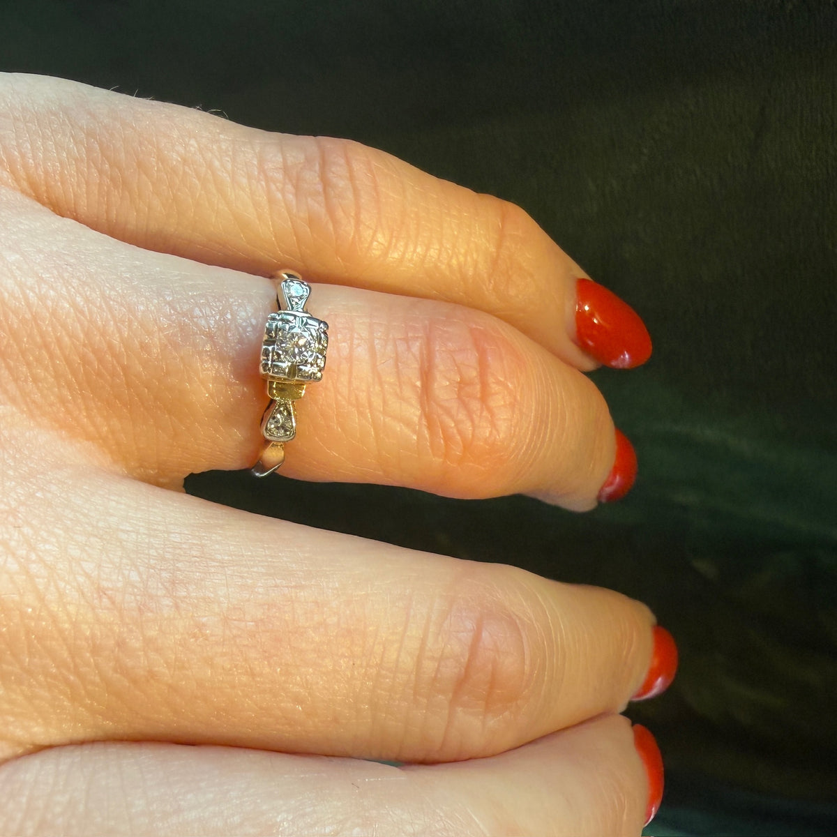 Charming Vintage 1940s Engagement Ring