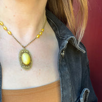 Buttery Yellow Glass & Brass Deco Era Necklace