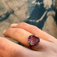 Glowing Amethyst in Ornate 18k Gold Ring