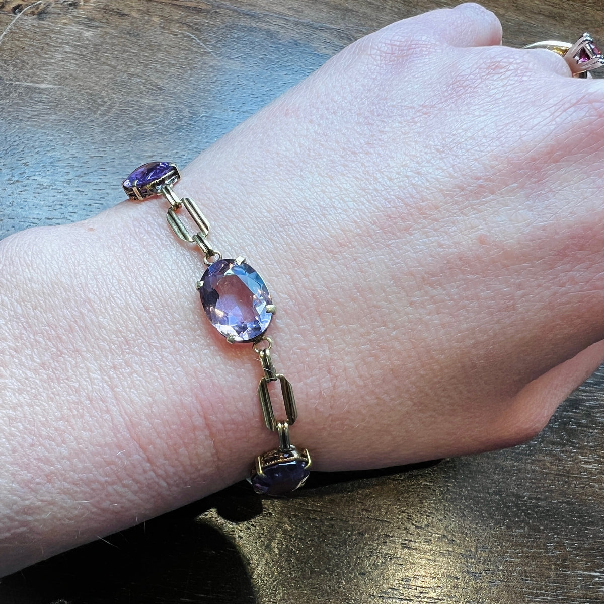 Flirty Art Deco Amethyst & Gold Link Bracelet