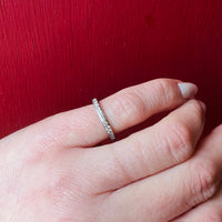 Detail Rich Diamond & Platinum Band Size 3.75