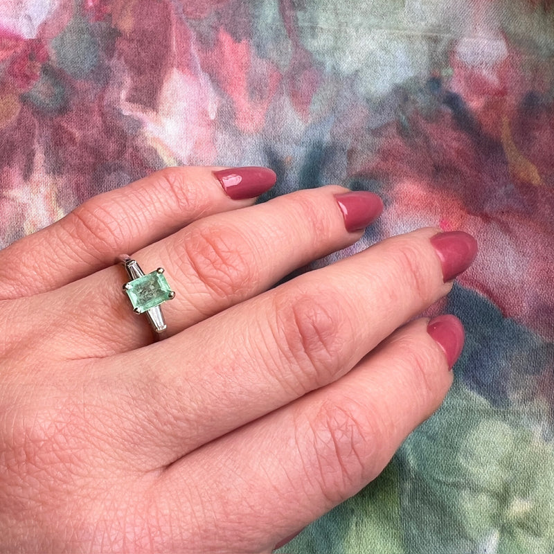 Fresh Emerald-Cut Emerald in Classic Mid-Century Ring