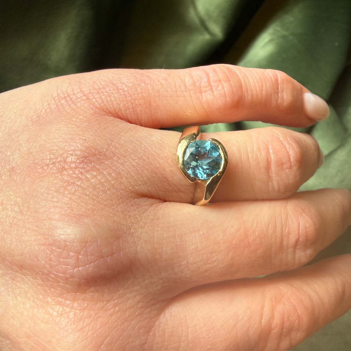 Dreamy Vintage Blue Topaz Ring