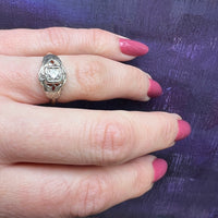 Curvy 1930s Two-Tone Gold & Diamond Ring